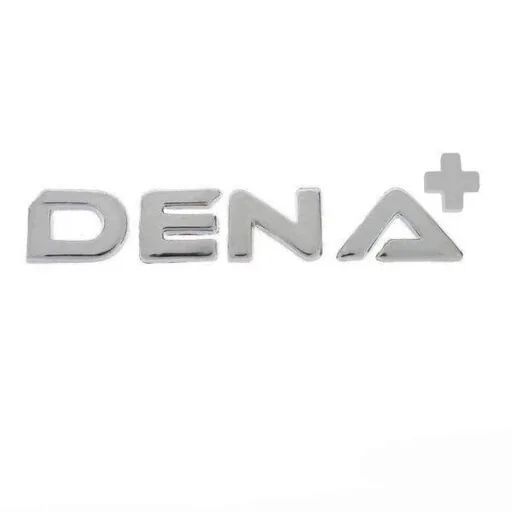 آرم +DENA روی در صندوق عقب ایساکو